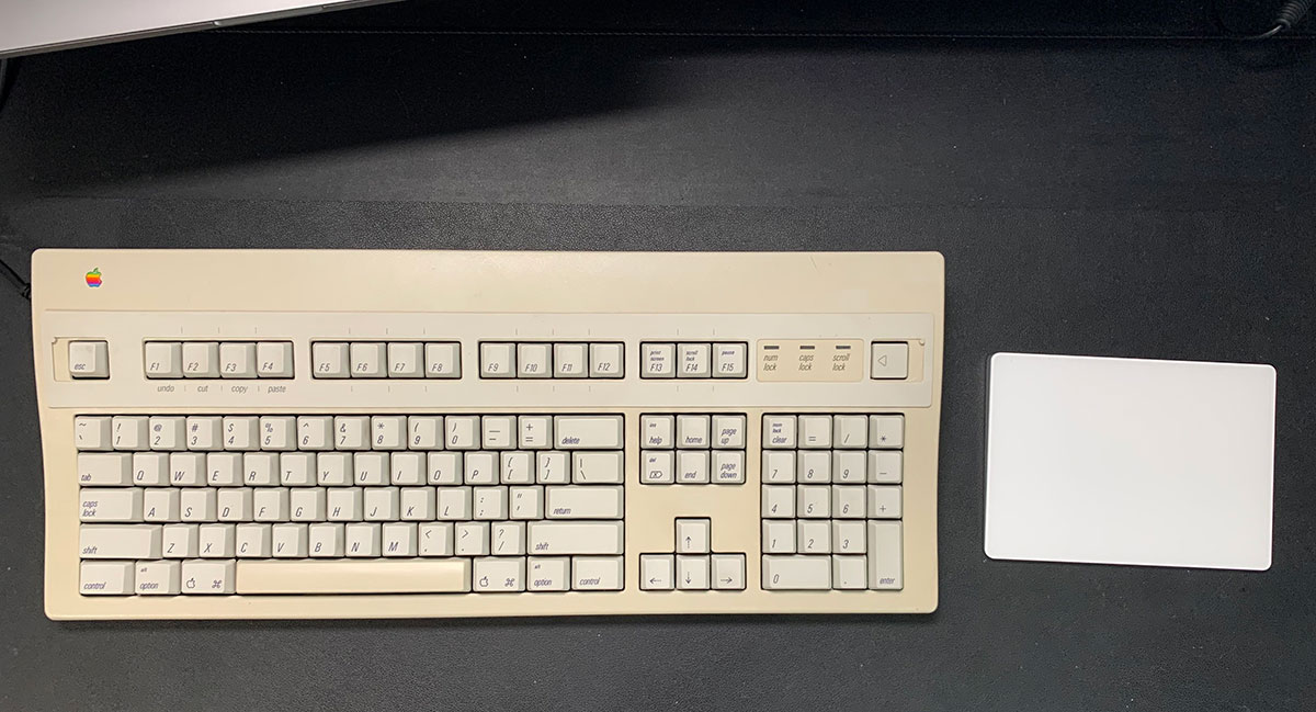 Apple Extended II keyboard and Magic Trackpad